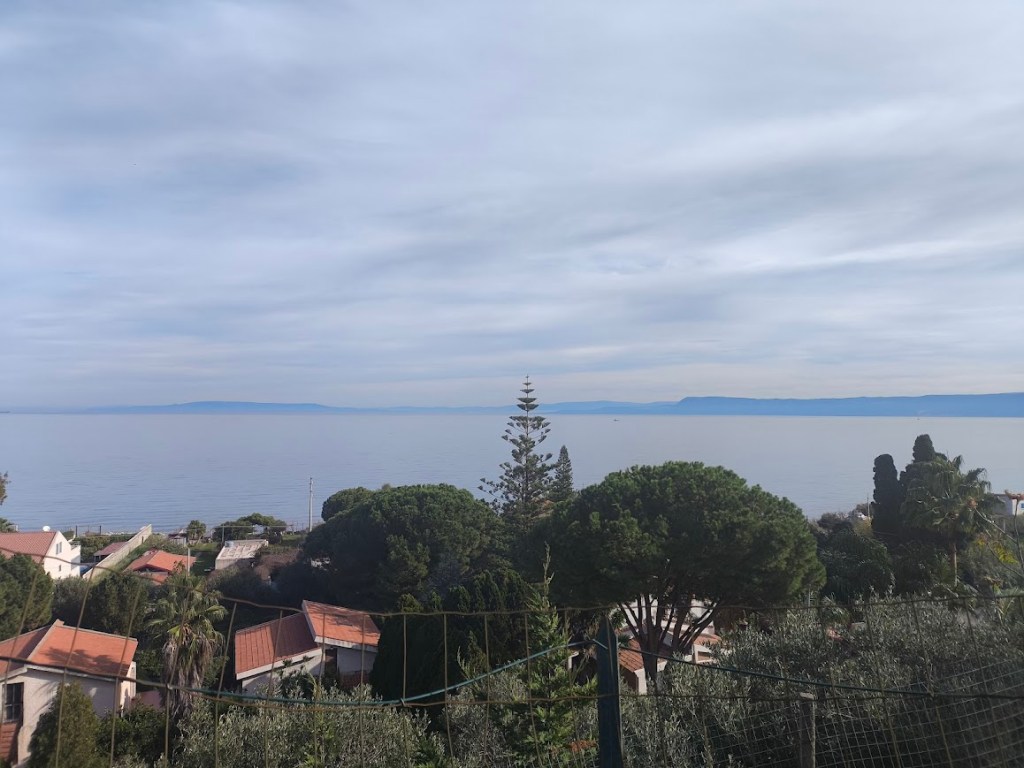 piana di gioia tauro e capo vaticano visti da messina nord acqualadrone