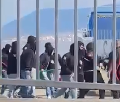 Ultras incappucciati