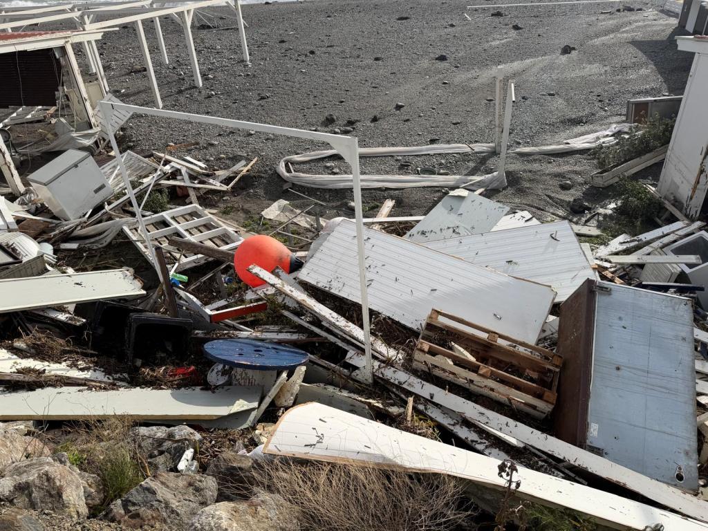 Ciclone Harry, il lido Zahir devastato dalla mareggiata
