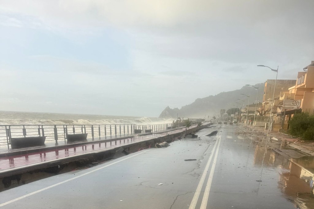 Santa Teresa di Riva ciclone Harry