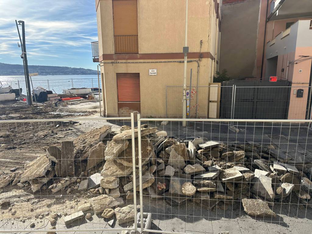 TORRE FARO LAVORI VIA CARIDDI 