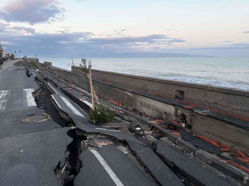 angeli del fango Santa Teresa