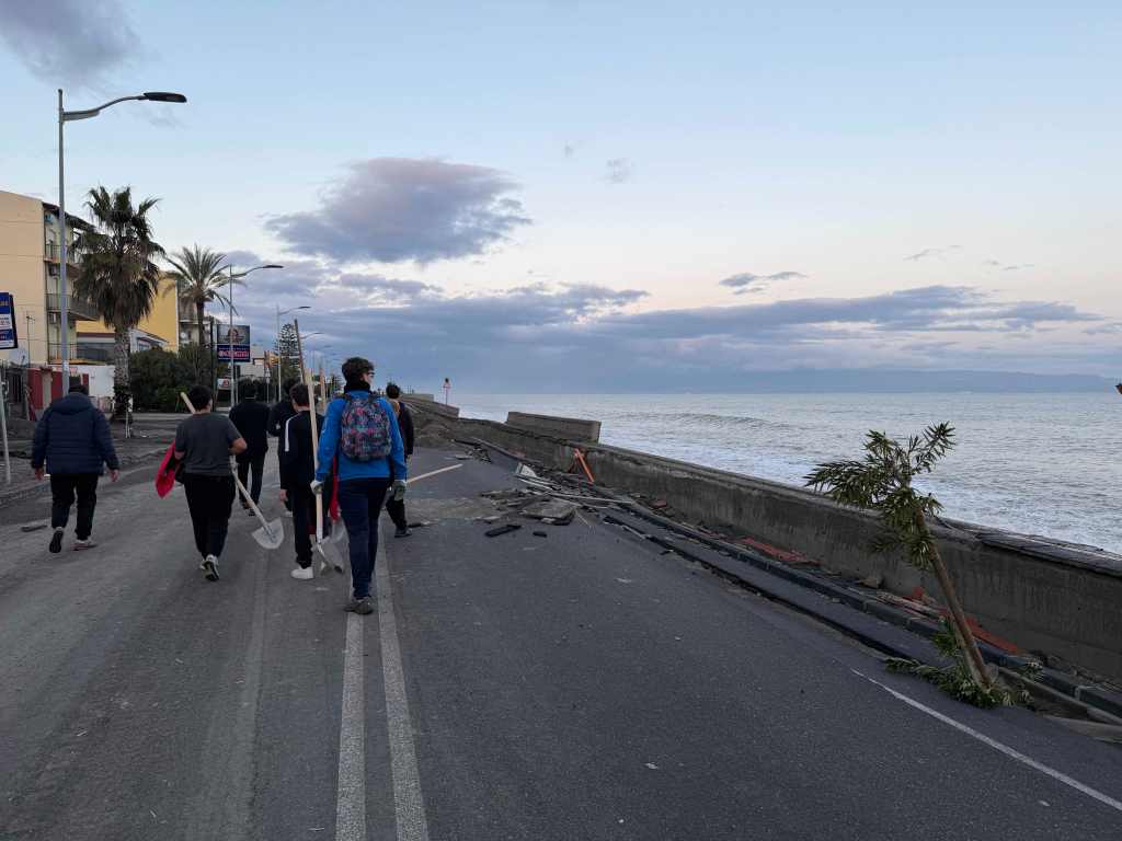 angeli del fango Santa Teresa