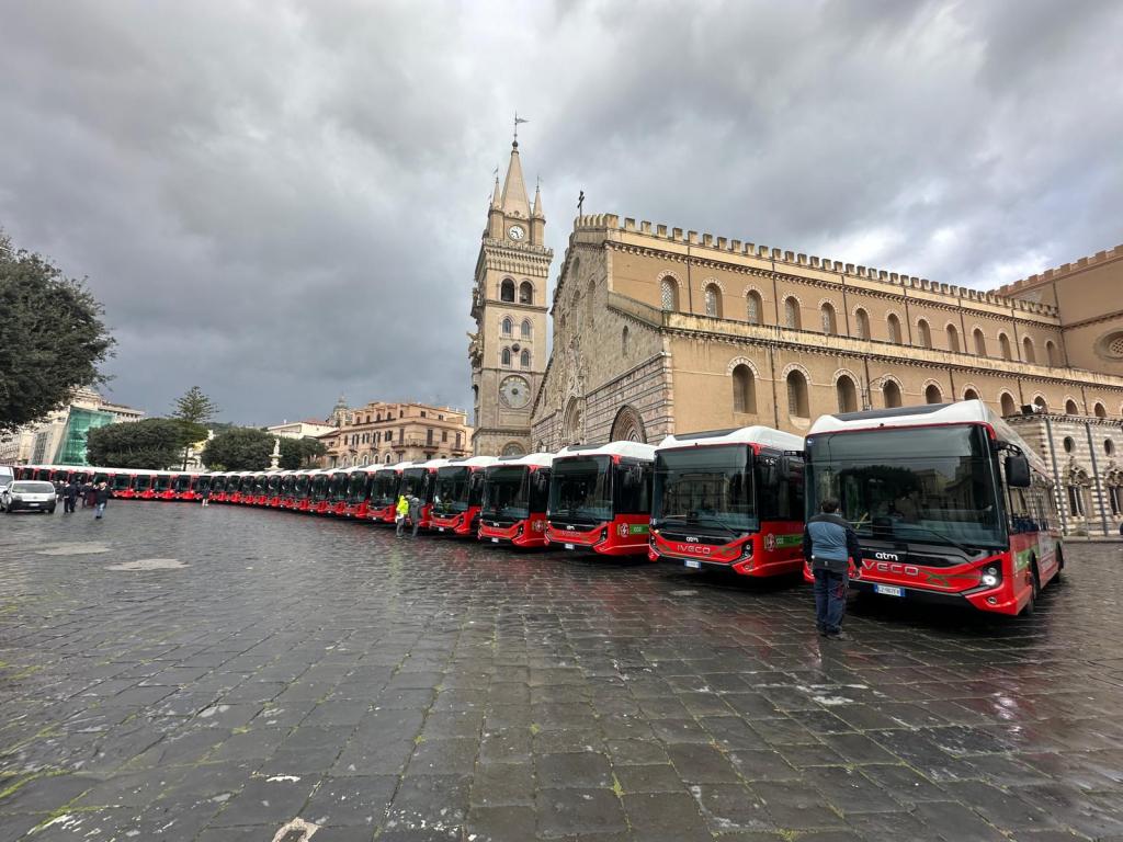 bus elettrici piazza duomo