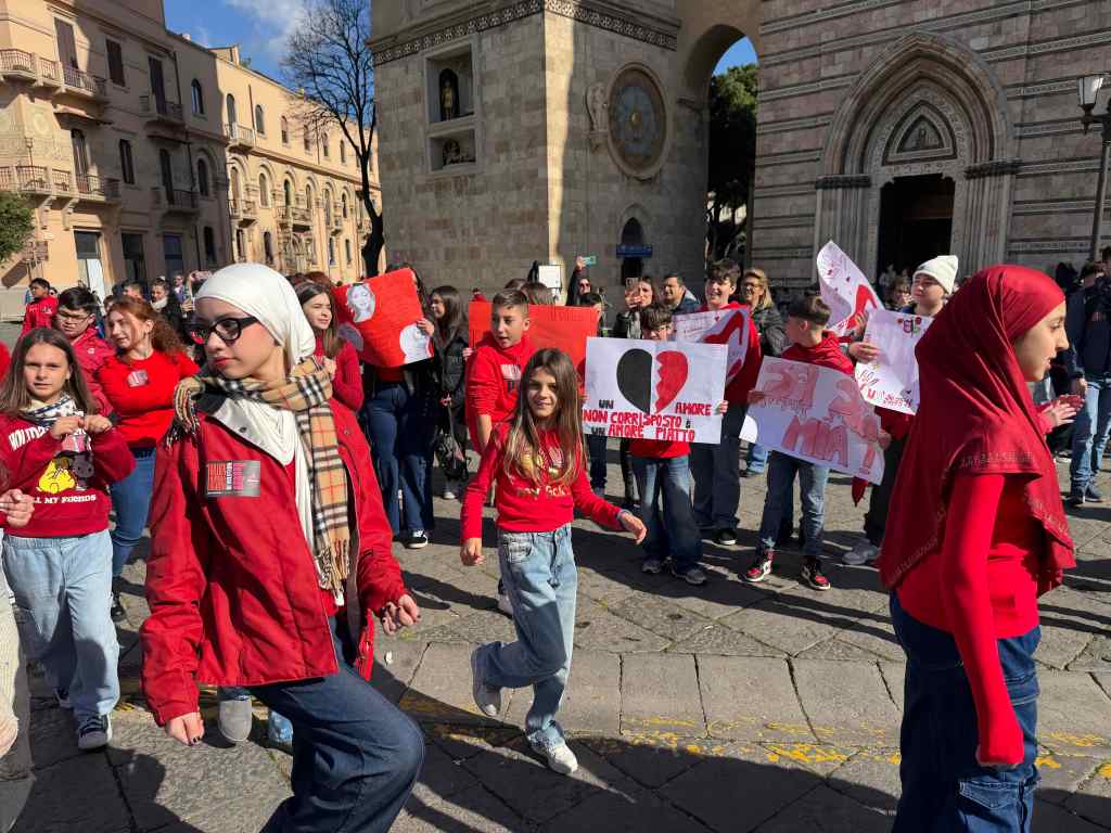 flashmob piazza duomo one billion rising