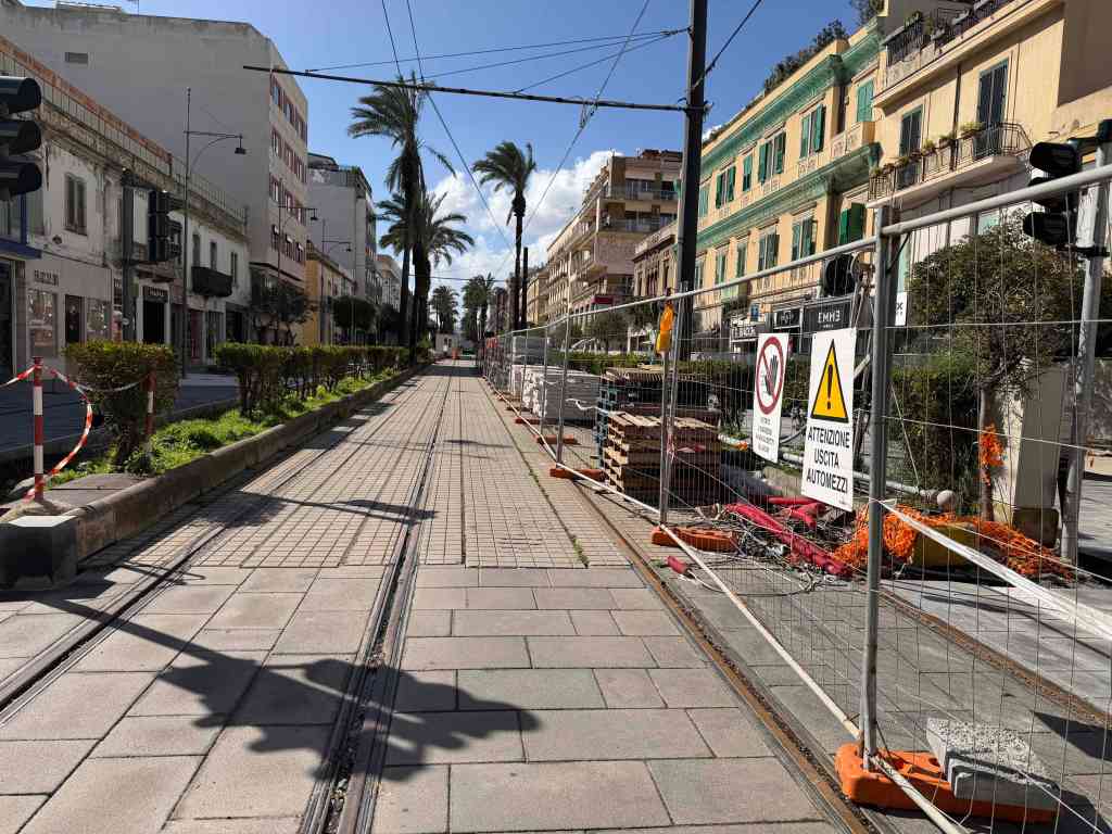 lavori isola pedonale lato monte