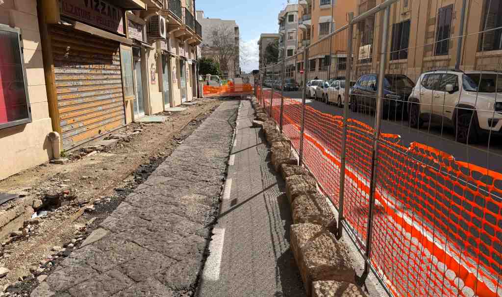 via del vespro pista ciclopedonale