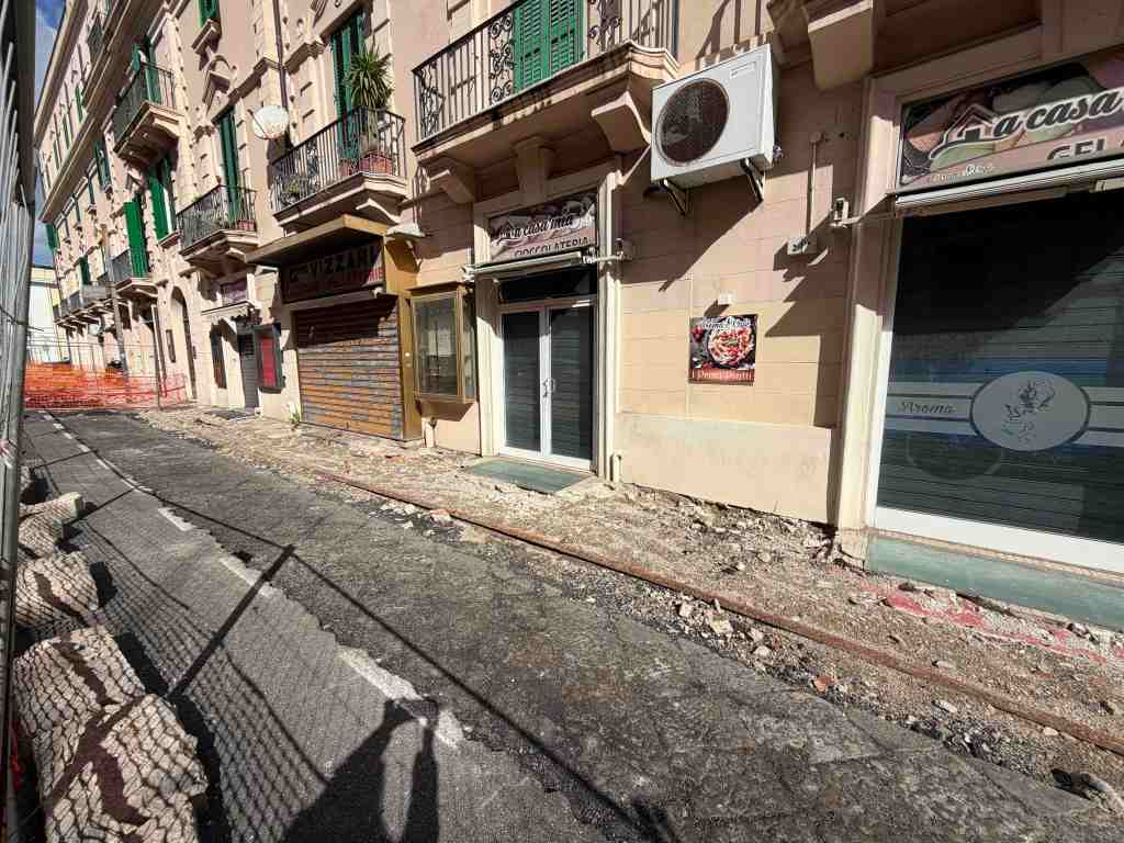 via del vespro pista ciclopedonale