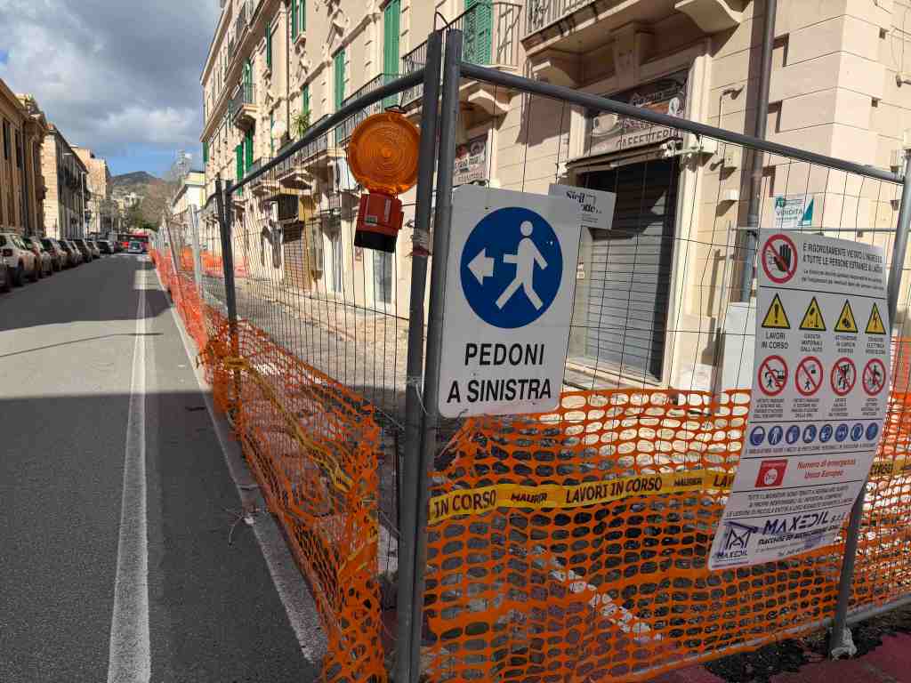 via del vespro pista ciclopedonale