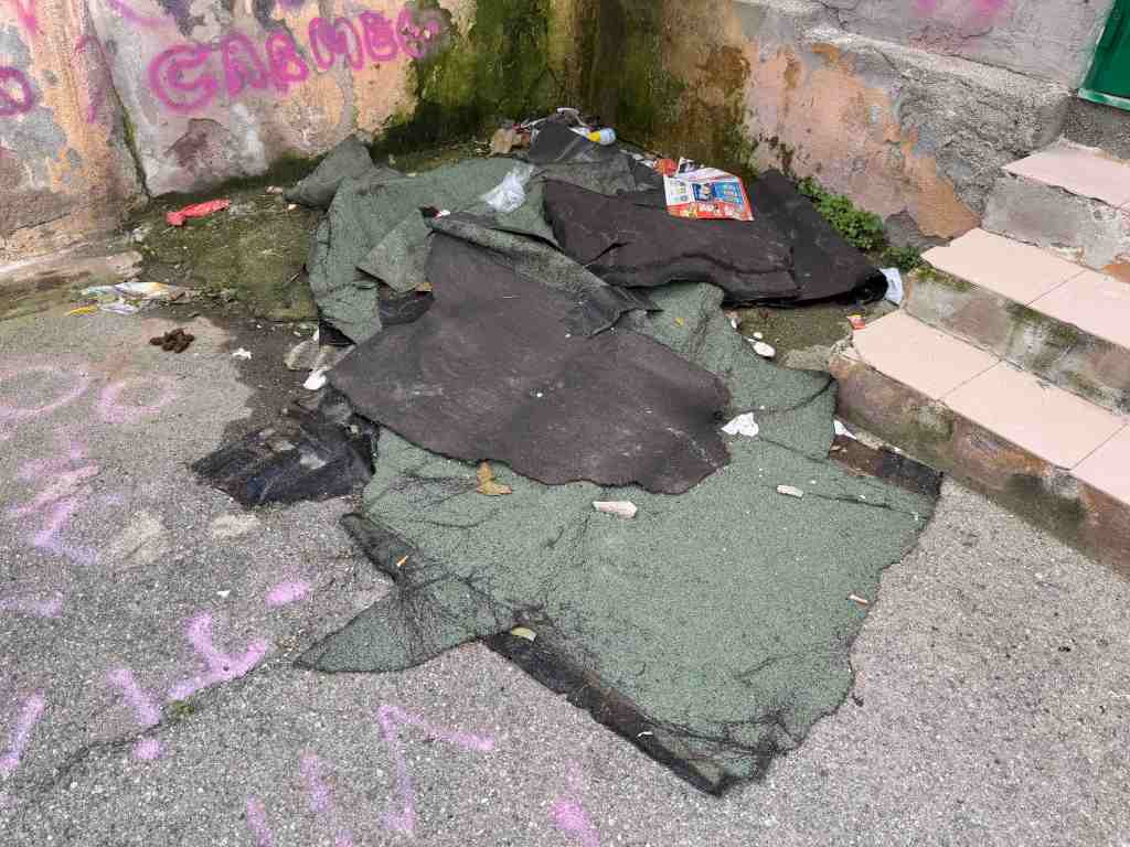 tetto crollato gazzi