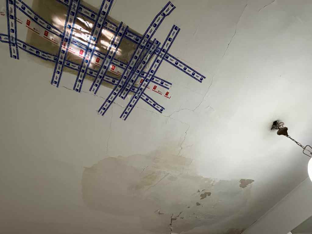 tetto crollato gazzi