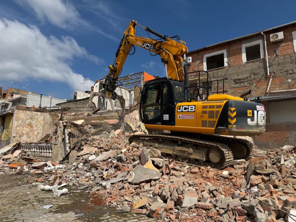 demolizioni ex lavatoio