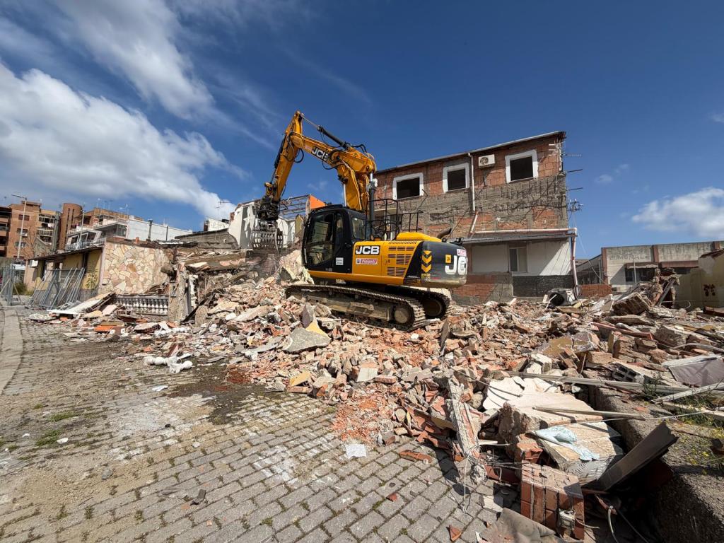 demolizioni ex lavatoio