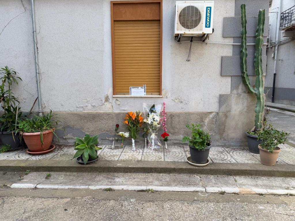 femminicidio in via lombardia