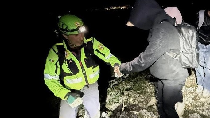 salvati 19 studenti stranieri dispersi