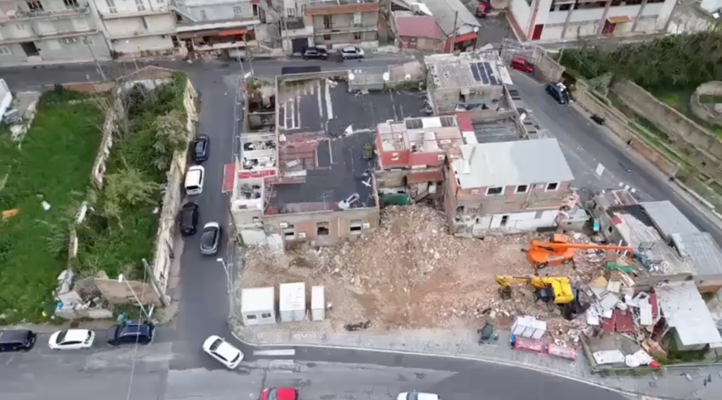 ex lavatoio demolizioni 