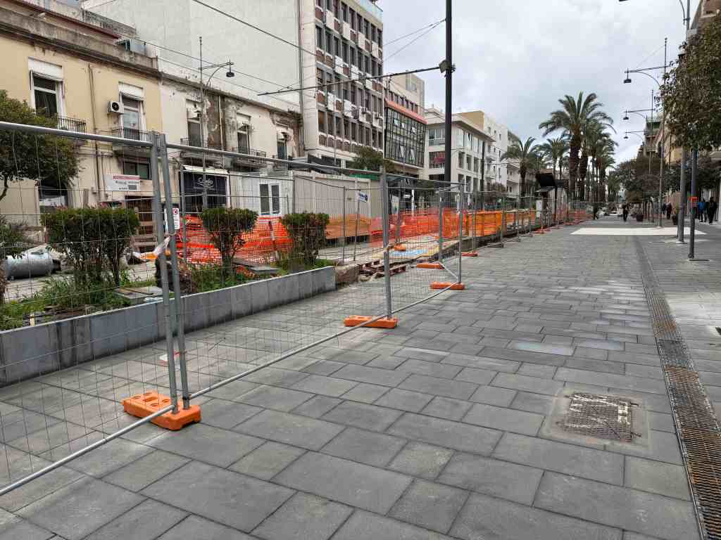 isola lavori Viale San Martino 