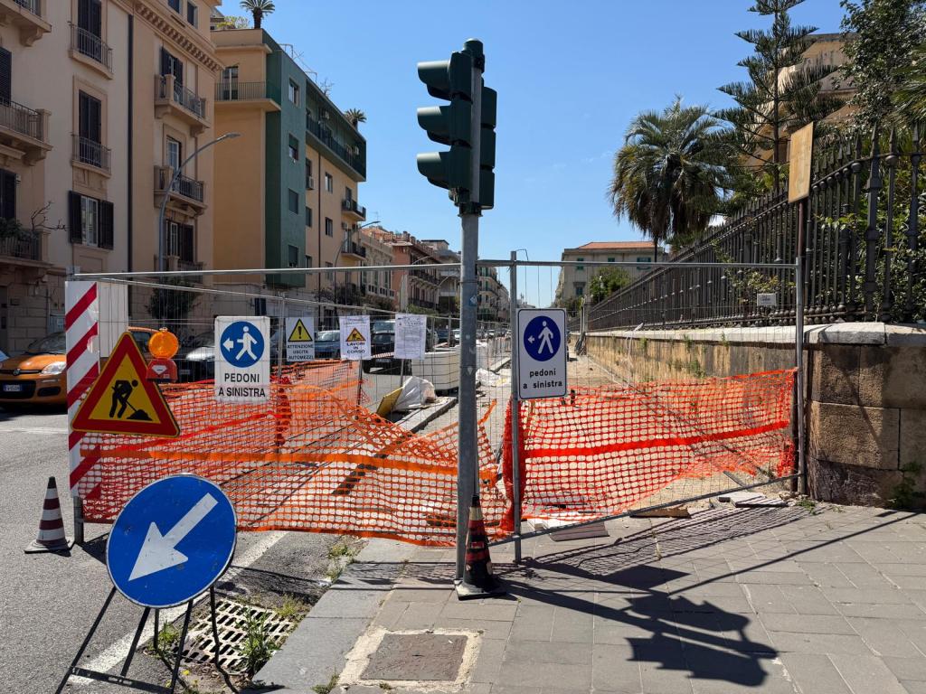 lavori pista ciclabile via cesare battisti
