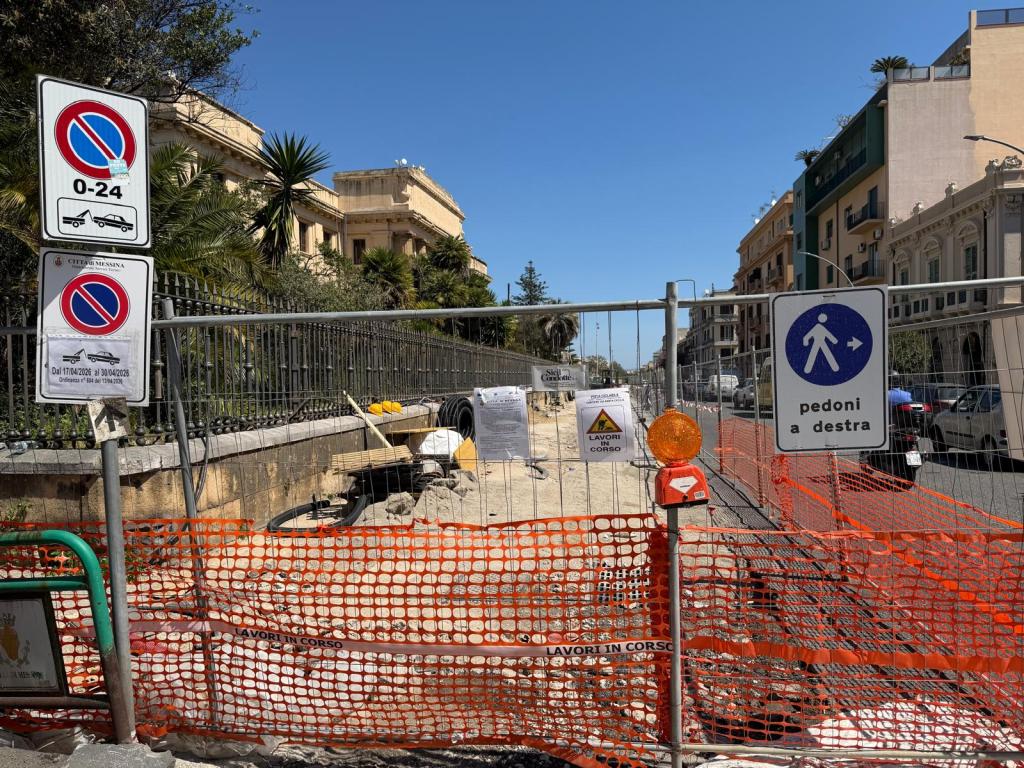 lavori pista ciclabile via cesare battisti