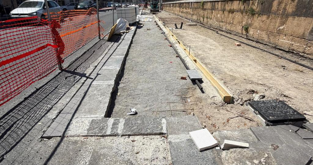 lavori pista ciclabile via cesare battisti