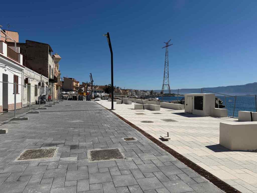 torre faro nuova pavimentazione