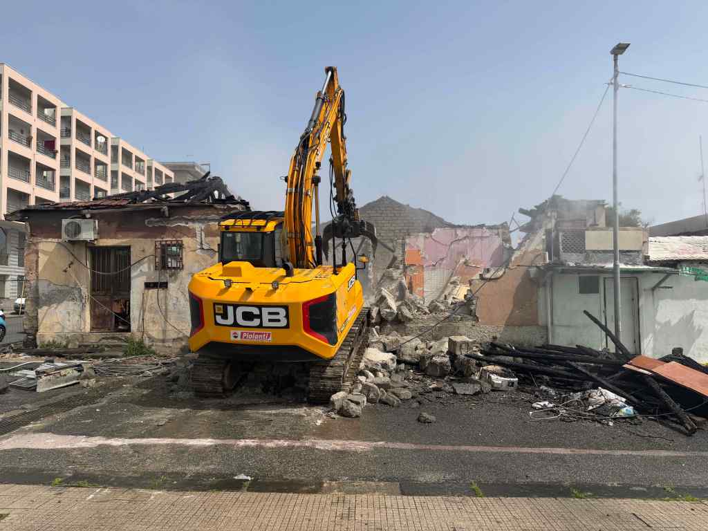 Rione Taormina demolizioni