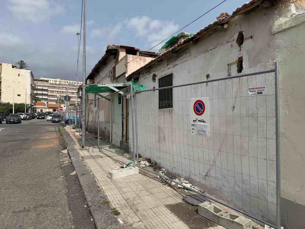 rione taormina nuove demolizioni