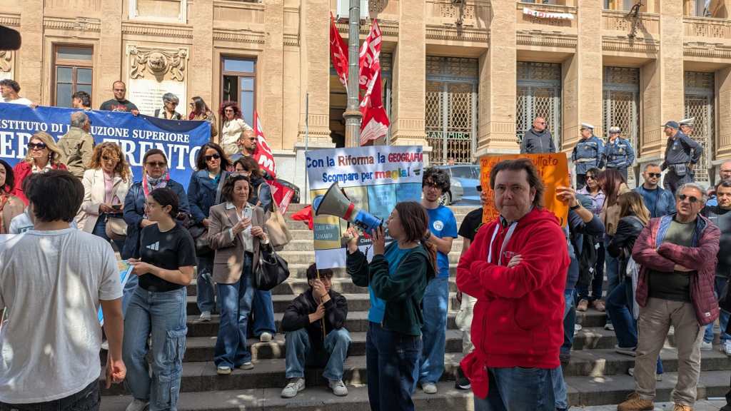Sciopero Flc Cgil a Messina contro la riforma degli istituti tecnici