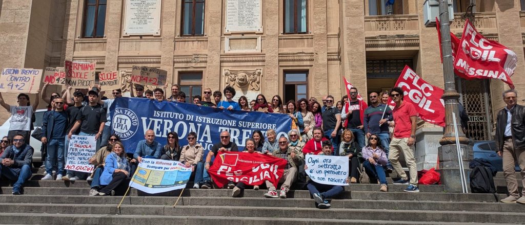 Sciopero Flc Cgil a Messina contro la riforma degli istituti tecnici