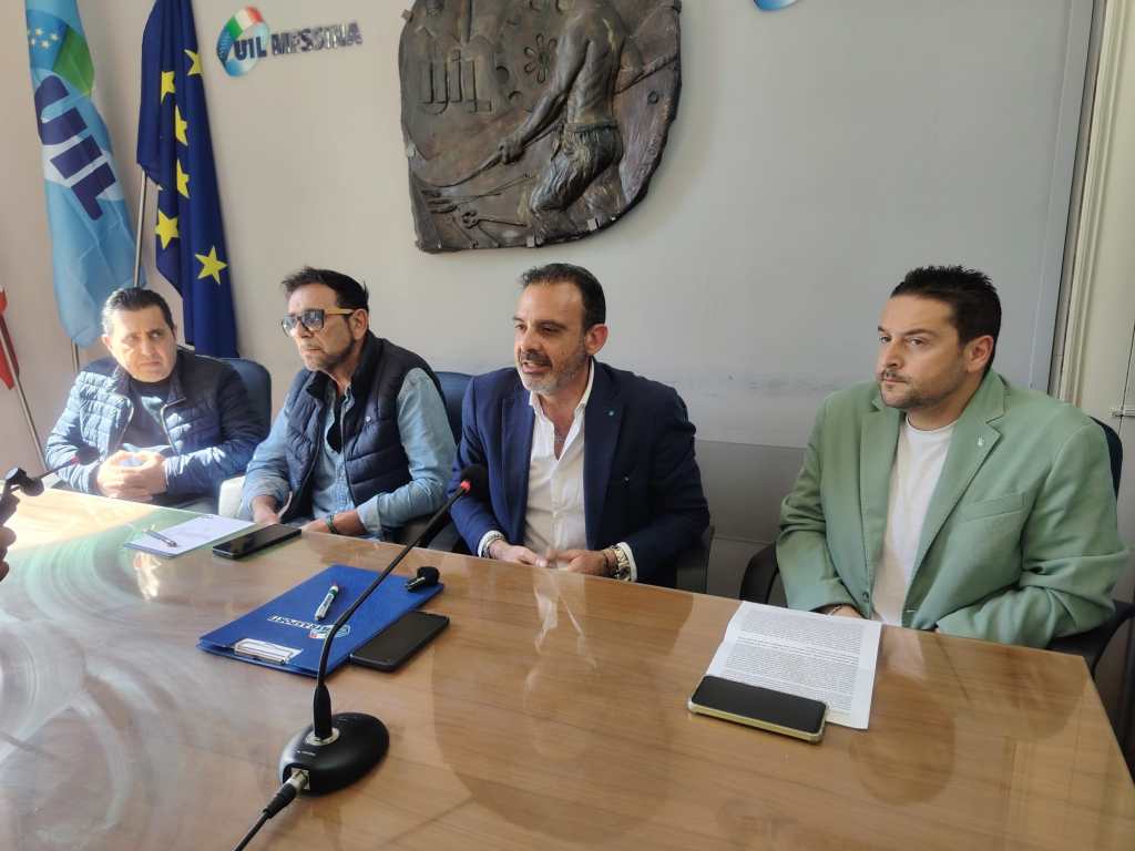 Natale Pagliaro (Filt-Cgil), Mariano Massaro (Orsa), Antonino Di Mento (Uil Trasporti), Antonio Losi (Faisa Cisal)