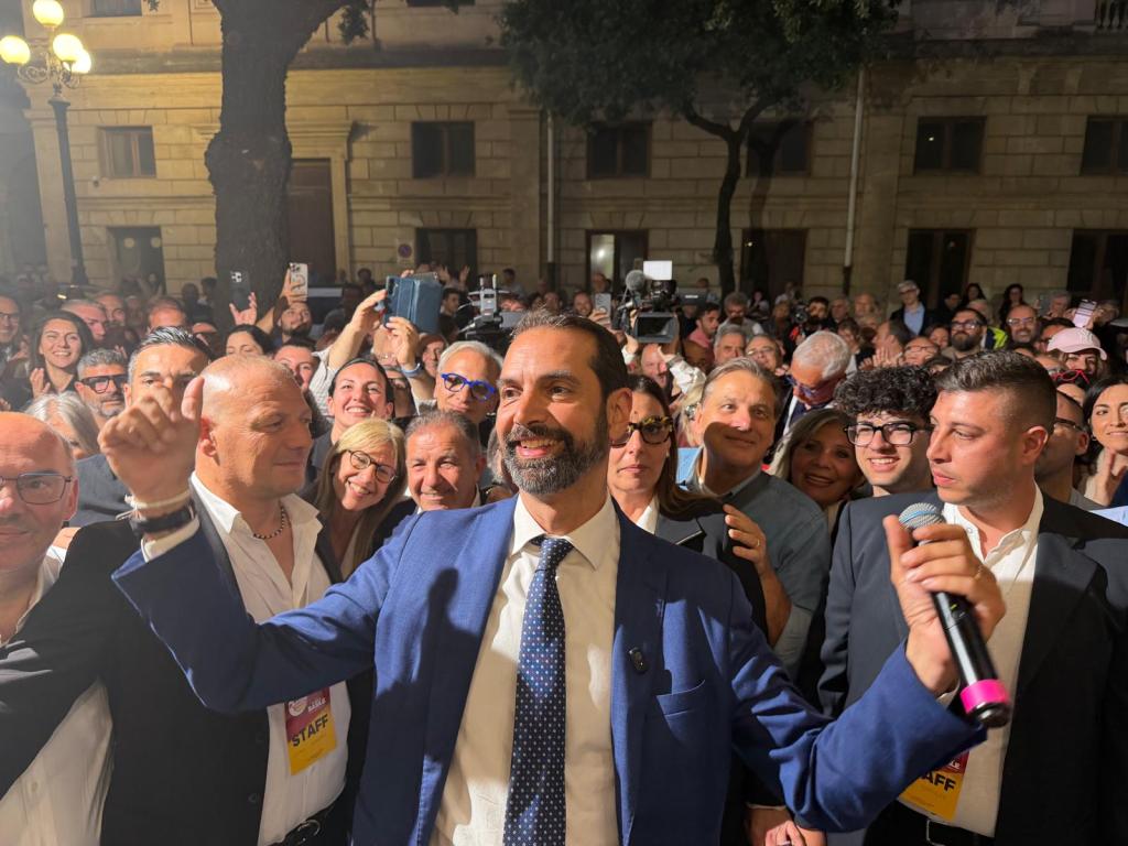 federico basile rieletto festeggiamenti