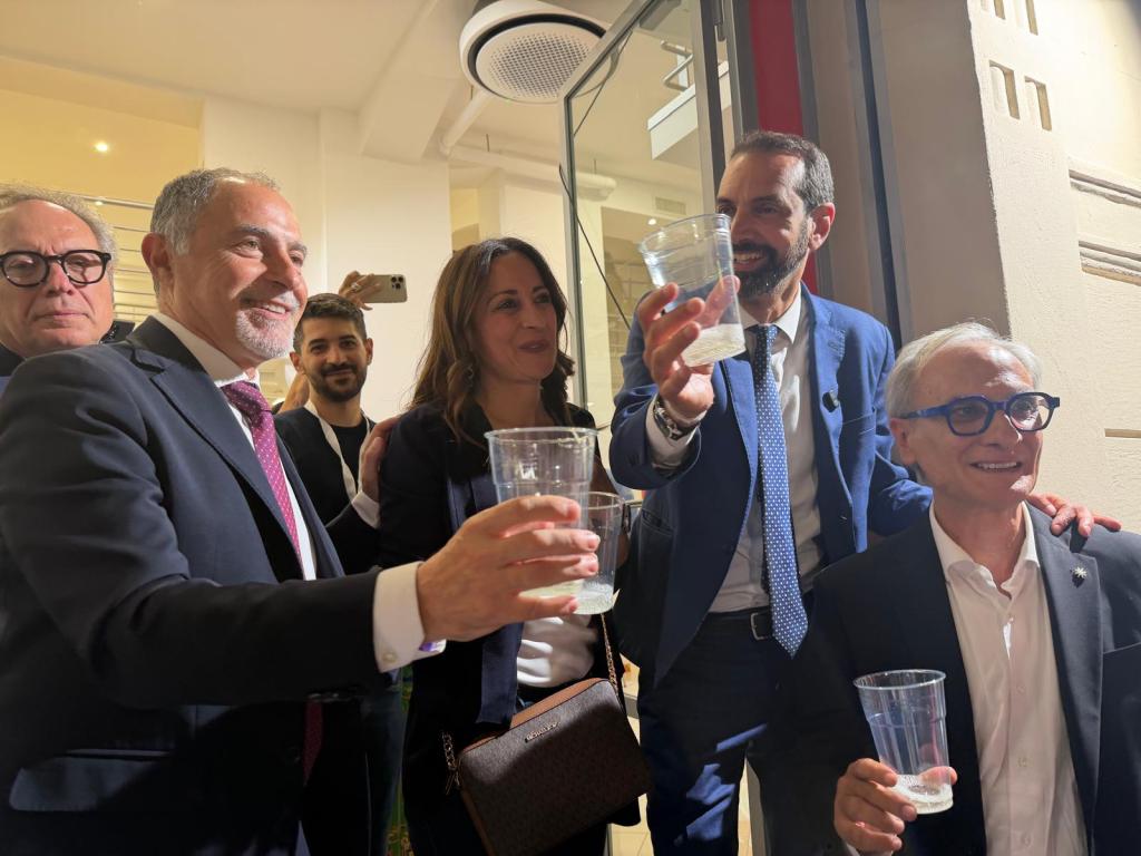 federico basile rieletto festeggiamenti