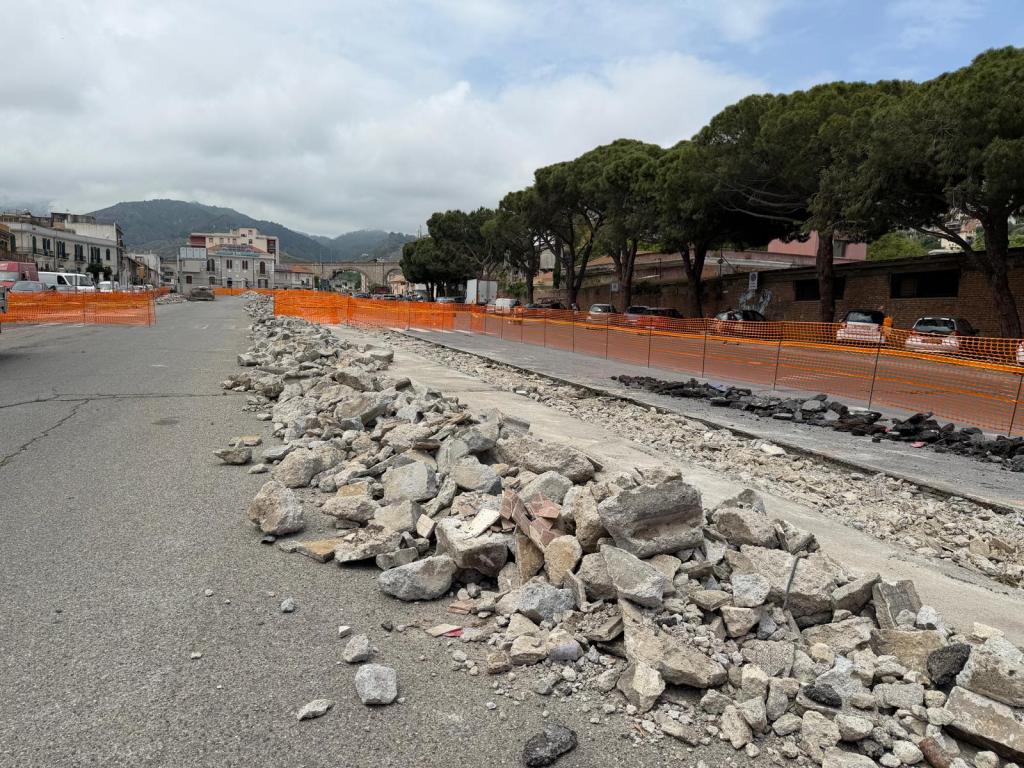 lavori parcheggio europa ovest