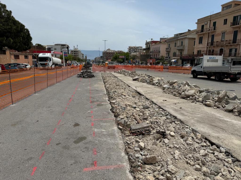 lavori parcheggio europa ovest