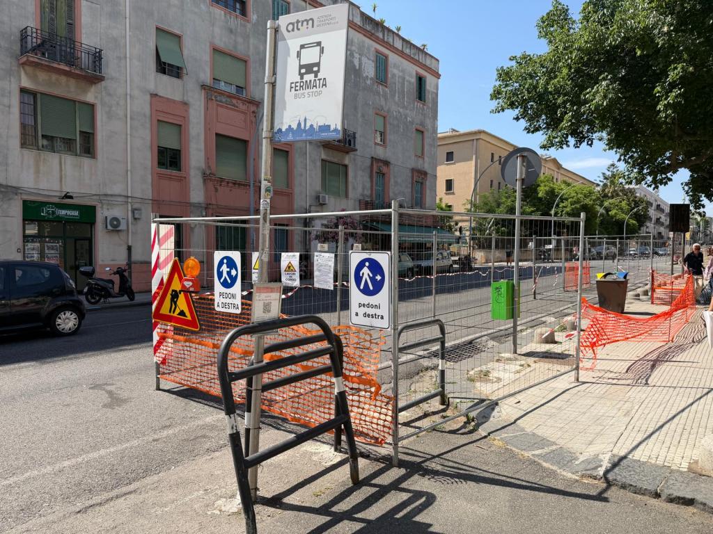 pista ciclabile lavori via cesare battisti
