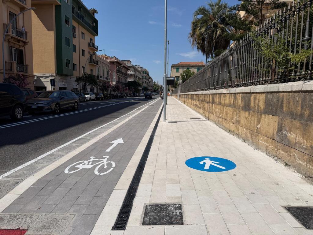 pista ciclabile lavori via cesare battisti