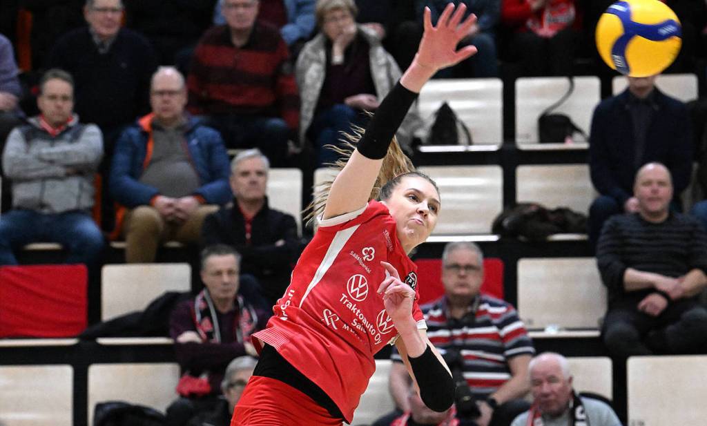 saana lindgren opposto akademia 1
