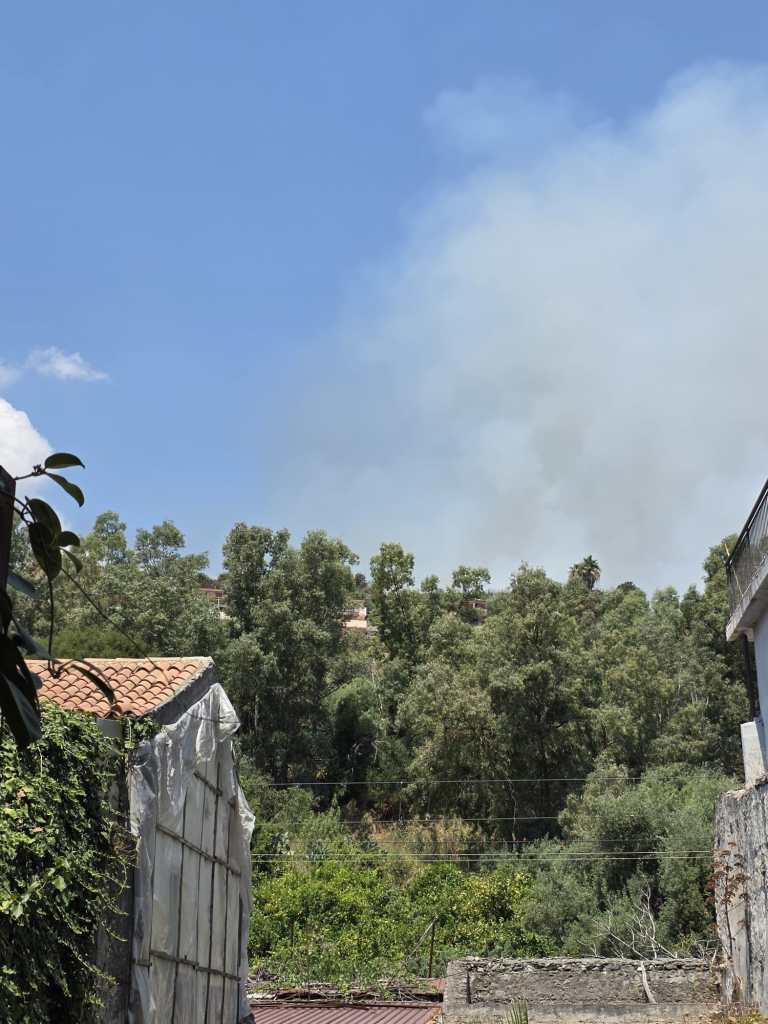 sant'alessio, incendio lambisce acquedotto