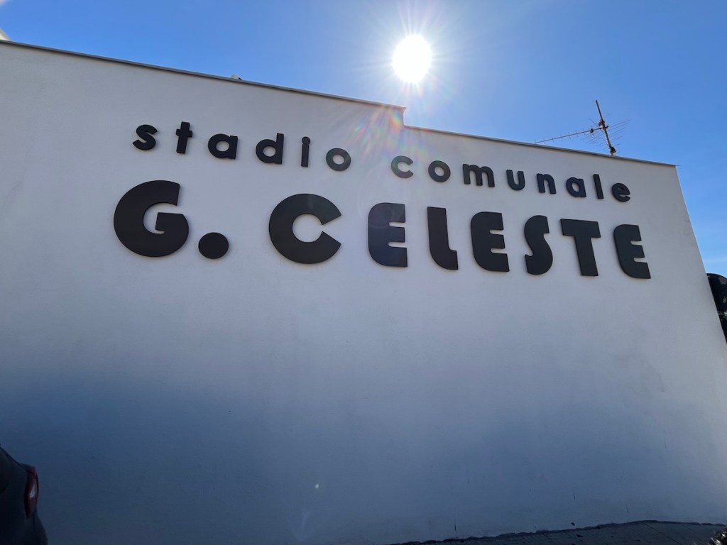 scritta esterna