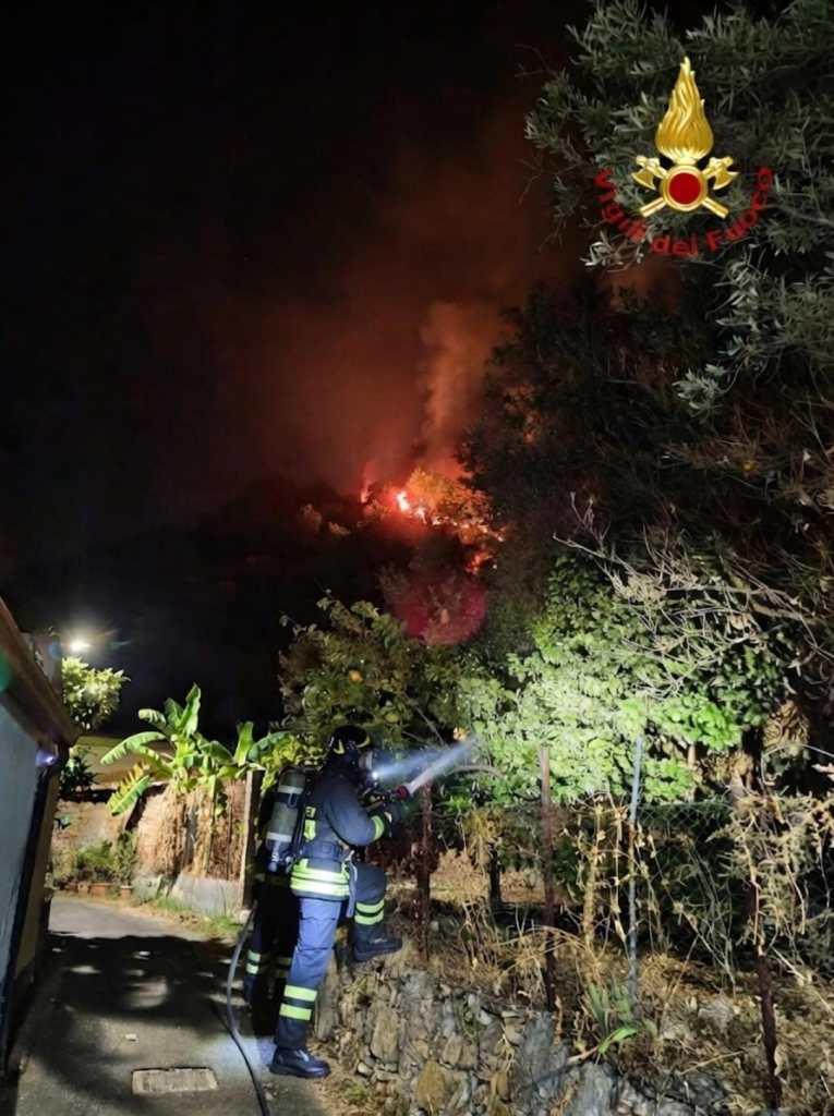 Incendi nel Messinese 2