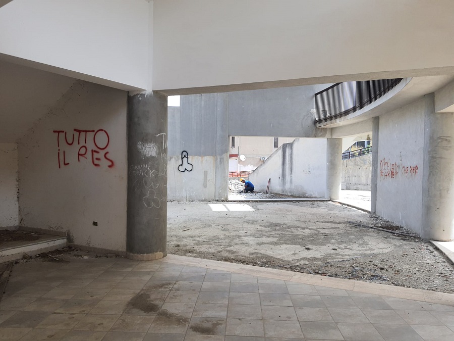 anfiteatro retro