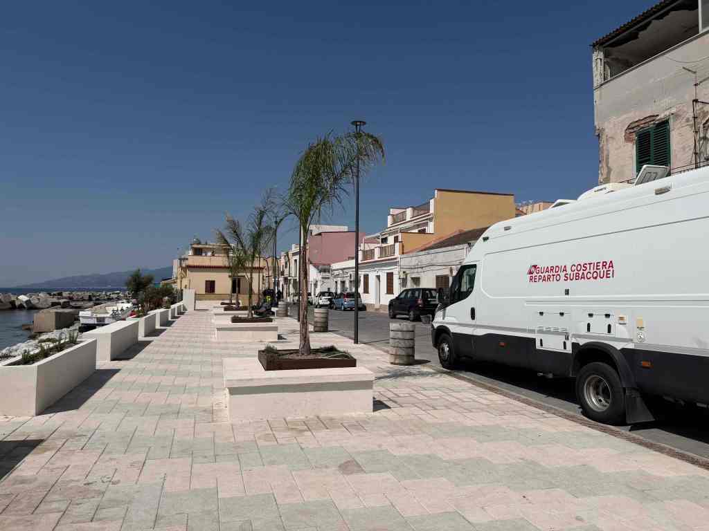 guardia costiera torre faro 7