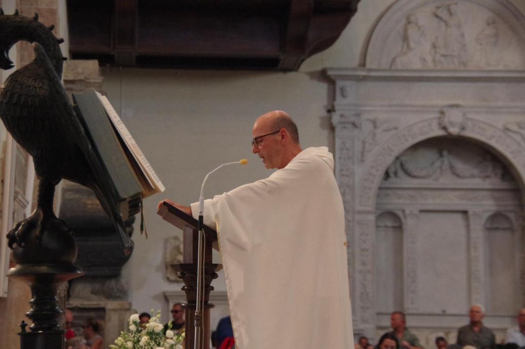 padre antonello angemi