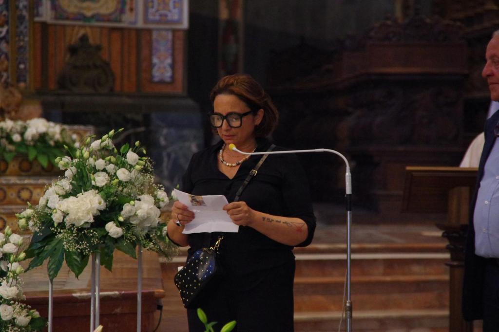 prof italiano giulia scimone
