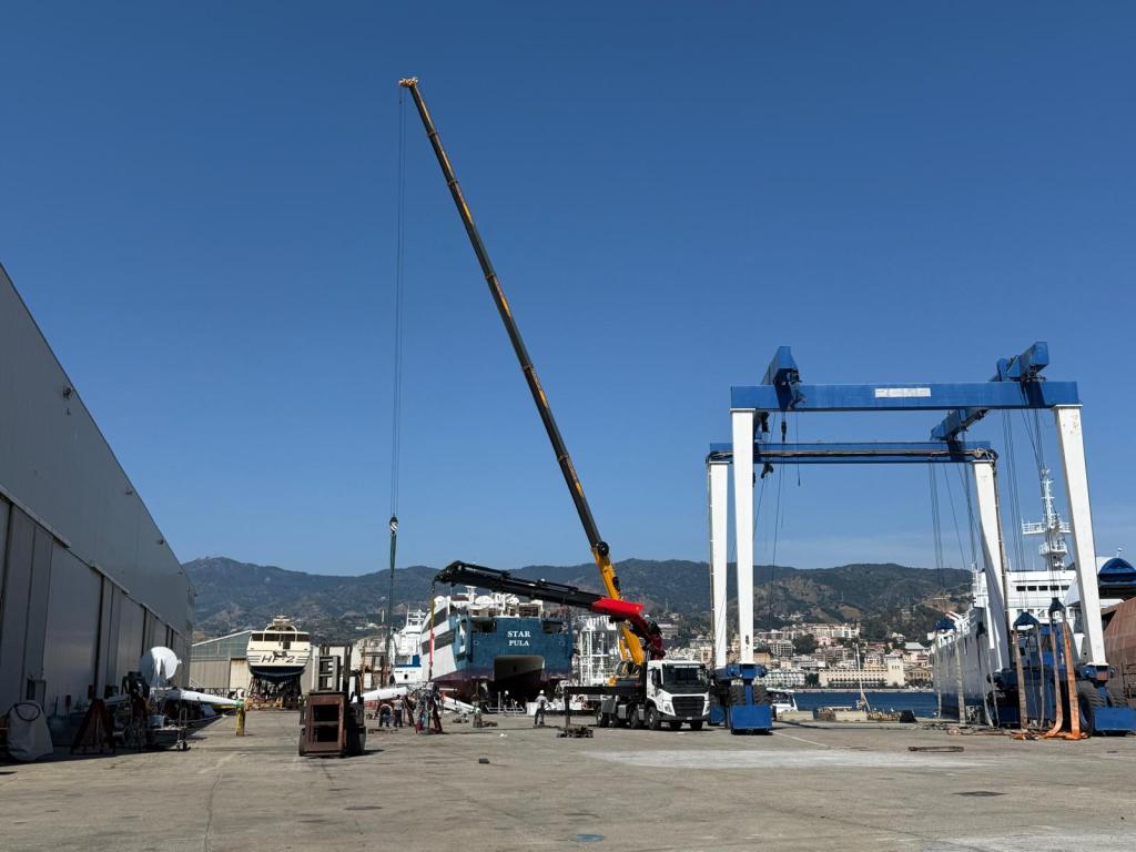 Lavori allo yacht Cattiva I