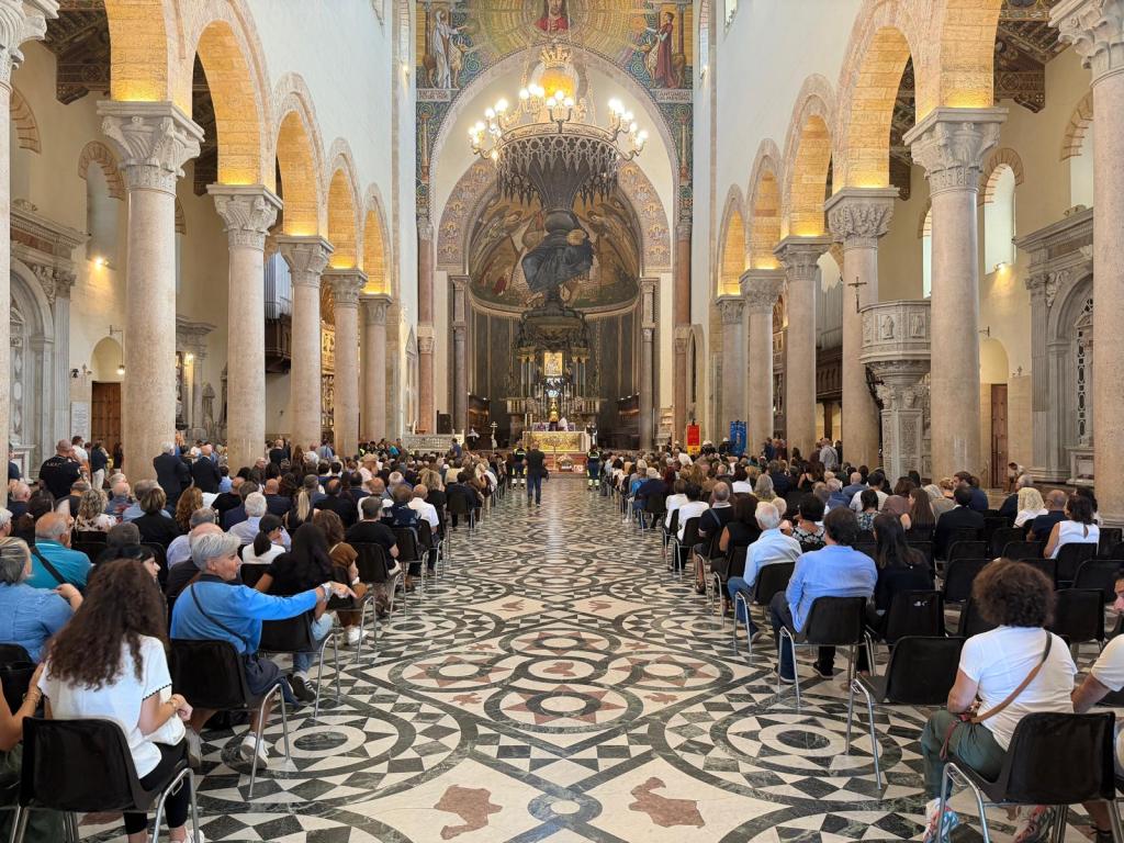 funerali famiglia leone 13