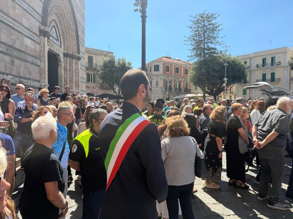 funerali famiglia leone 16