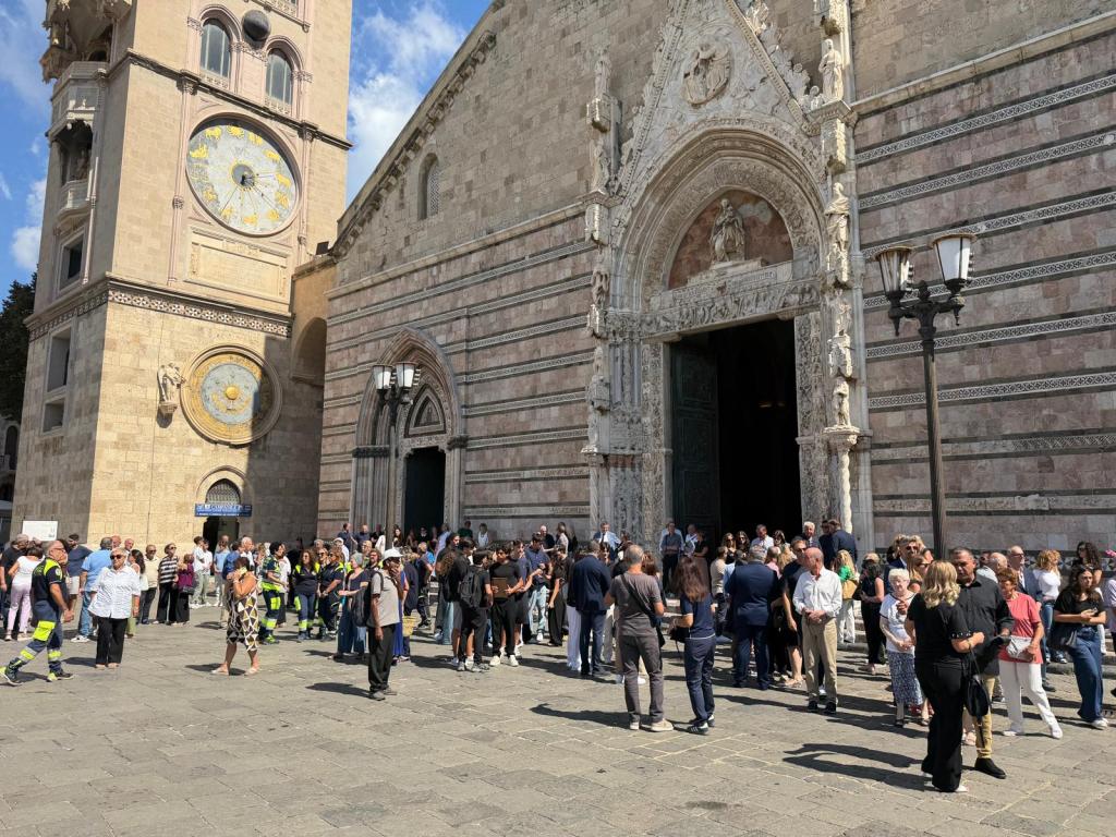 funerali famiglia leone 18