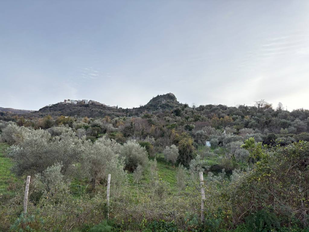 galati mamertino castello da sotto