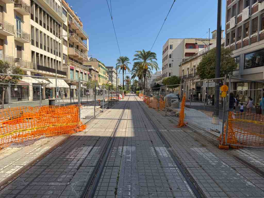 lavori viale isola settembre 2